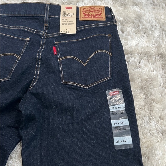 Levi's Women's Dark Blue Skinny Jeans - Picture 5 of 6